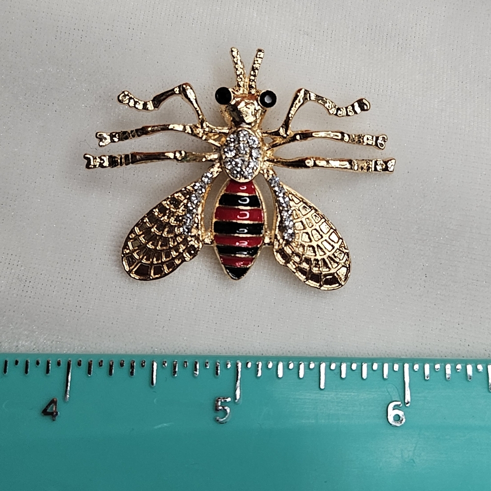 Women's Red Black Bee Brooch Retro Style Pin Rhinestone Sparkling Gold Tone